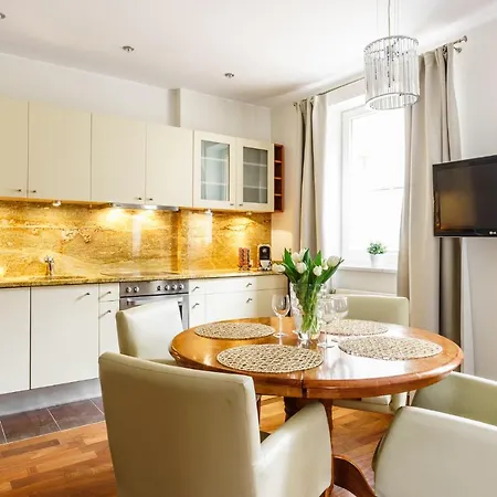 Bialy Piasek Victus W Sopocie By Renters Appartement